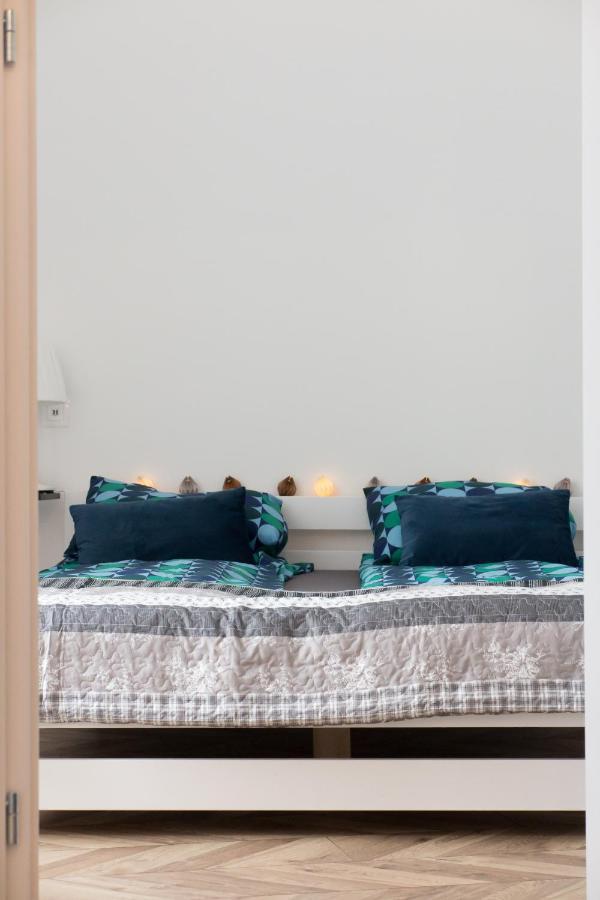 Апартаменты Apartament Magia Miasta Еленя-Гура Экстерьер фото