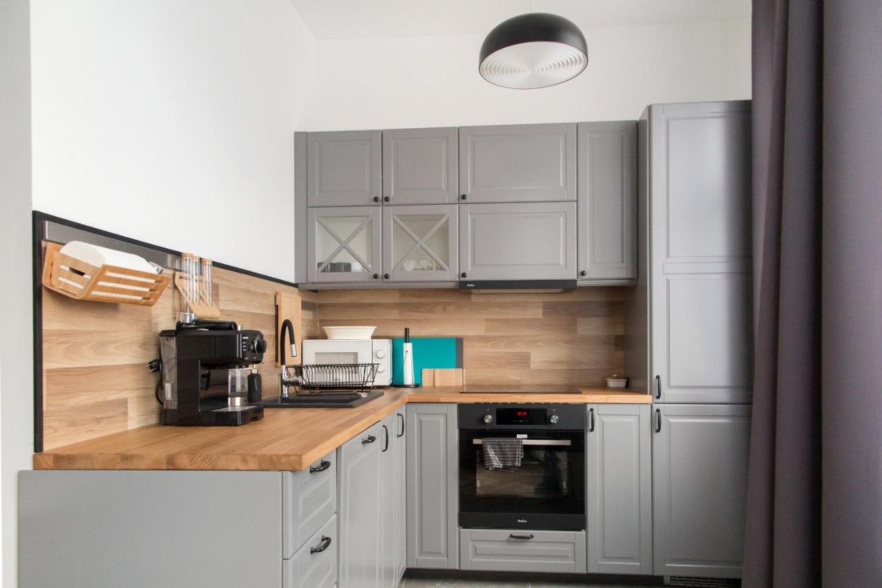 Апартаменты Apartament Magia Miasta Еленя-Гура Экстерьер фото