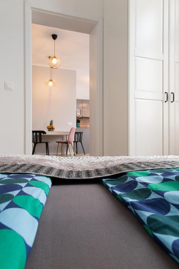 Апартаменты Apartament Magia Miasta Еленя-Гура Экстерьер фото